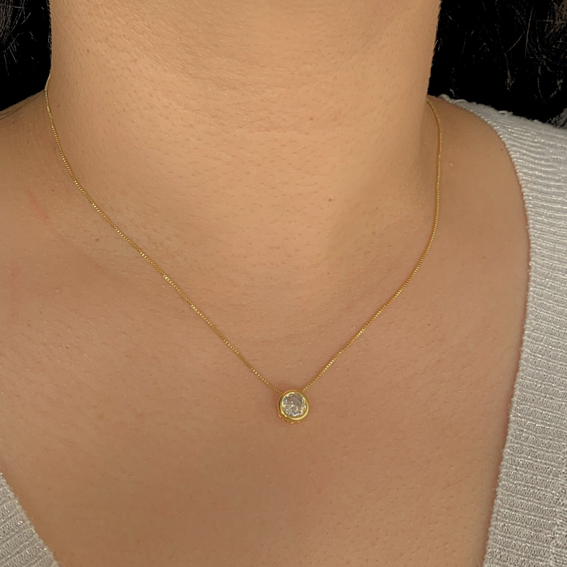 GARGANTILHA PONTO LUZ CRAVAÇÃO INGLESA - BANHADO A OURO 18K