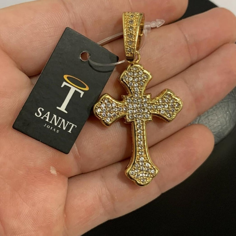 PINGENTE CRUZ CRAVEJADA ALTO RELEVO (5,6cm) - BANHADO A OURO 18K