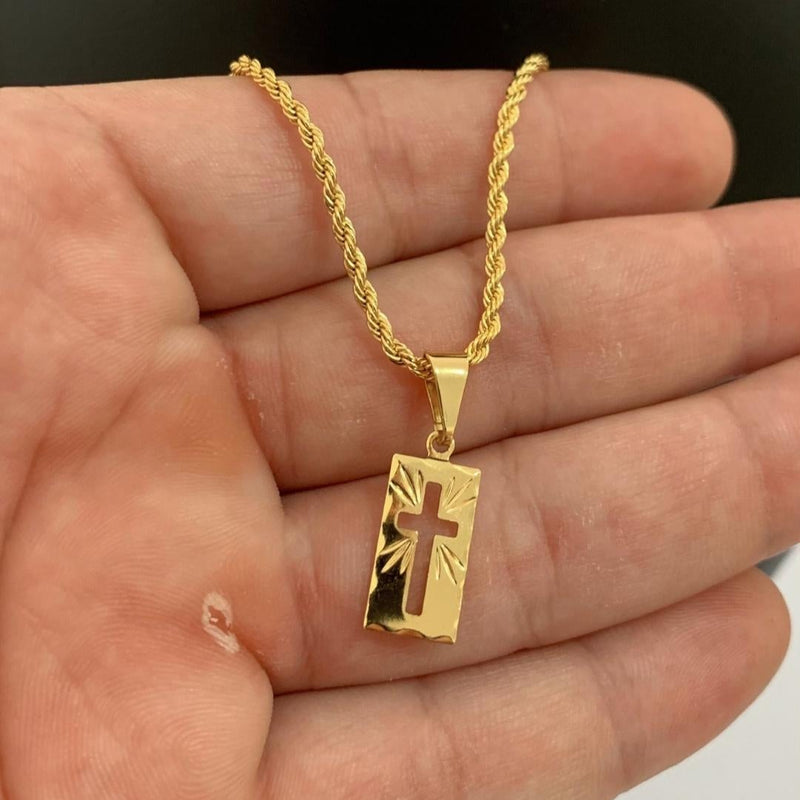 CORRENTE ELO BAIANO (2mm) + PINGENTE MINI PLACA CRUZ VAZADA (1,8cm) - BANHADO A OURO 18K