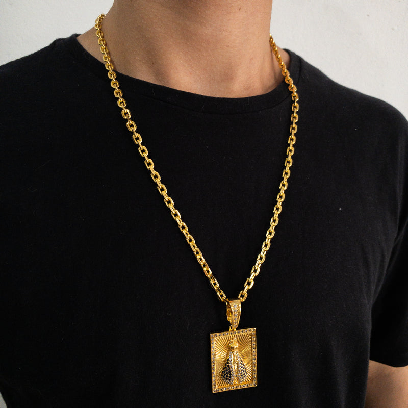 CORRENTE CADEADO (5mm) + PINGENTE PLACA NOSSA SENHORA APARECIDA (4cm) - BANHADO A OURO 18K