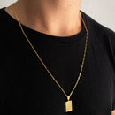 CORRENTE CADEADO FINO (1mm) + PINGENTE PLACA SALMO 23 (2,2cm) - BANHADO A OURO 18K.