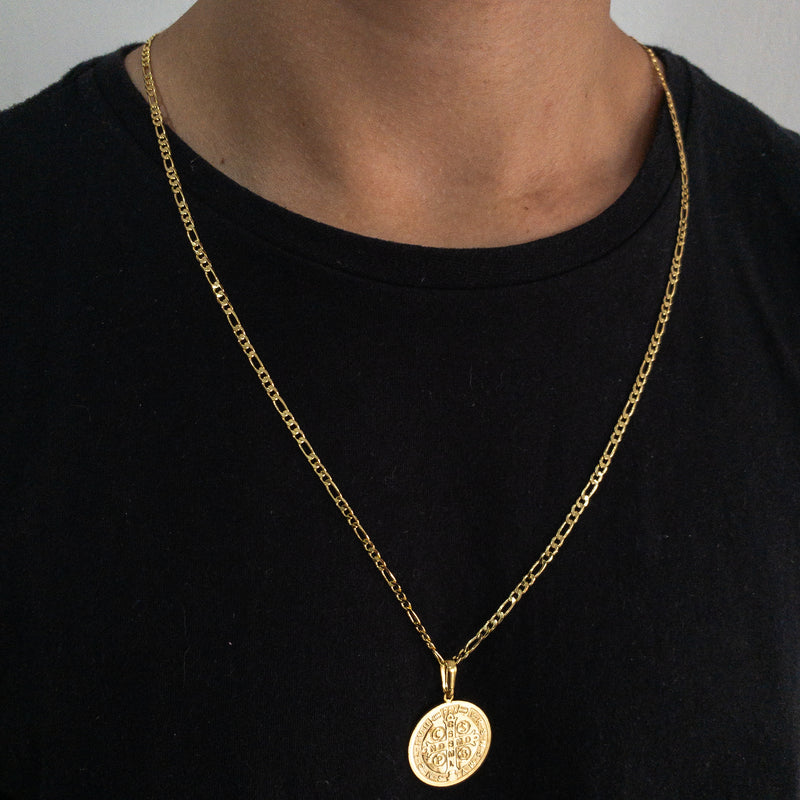 CORRENTE FIGARO 3X1 (3mm) + PINGENTE MEDALHA SÃO BENTO (2,5cm) - BANHADO A OURO 18K