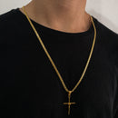 CORRENTE CADEADO DUPLO (4mm) + PINGENTE CRUZ ARAMADA (3,8cm)- BANHADO A OURO 18K