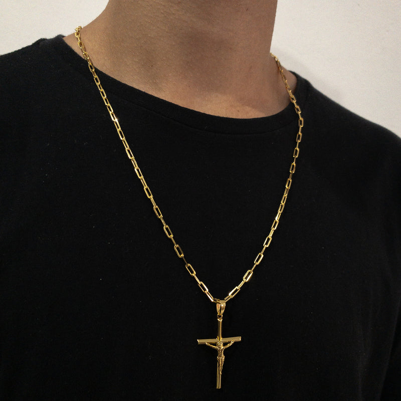 CORRENTE CADEADO FINO (2mm) + PINGENTE CRUCIFIXO CÔNCAVO COM CRISTO (4,5cm) - BANHADO A OURO 18K