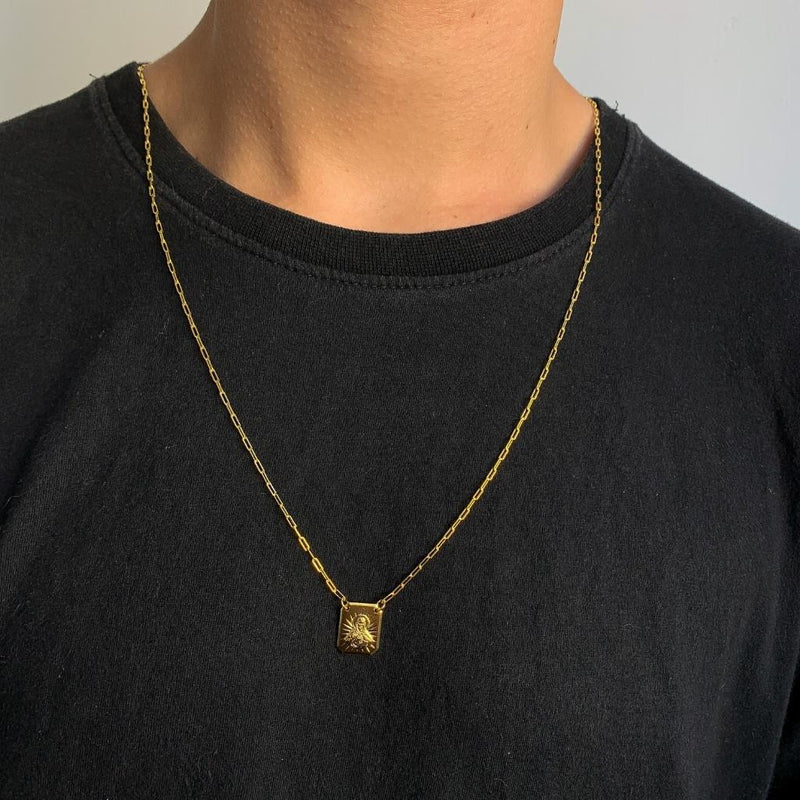 ESCAPULÁRIO NOSSA SENHORA DE NAZARÉ E CRISTO ELO CADEADO LONG - 70 CM - BANHADO A OURO 18K.
