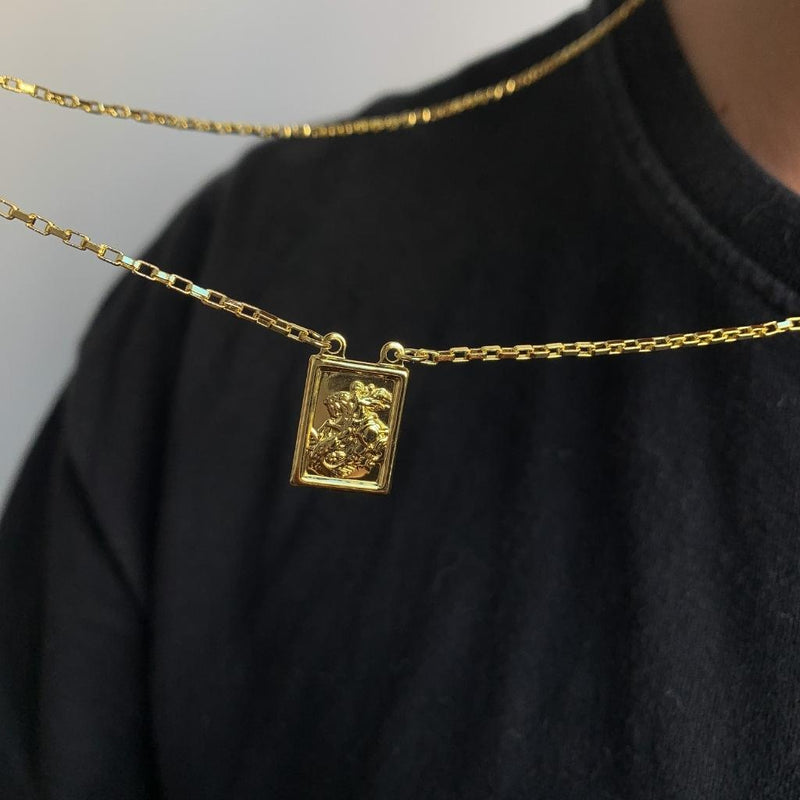 ESCAPULÁRIO SÃO JORGE ELO TIJOLINHO - 70 CM - BANHADO A OURO 18K.