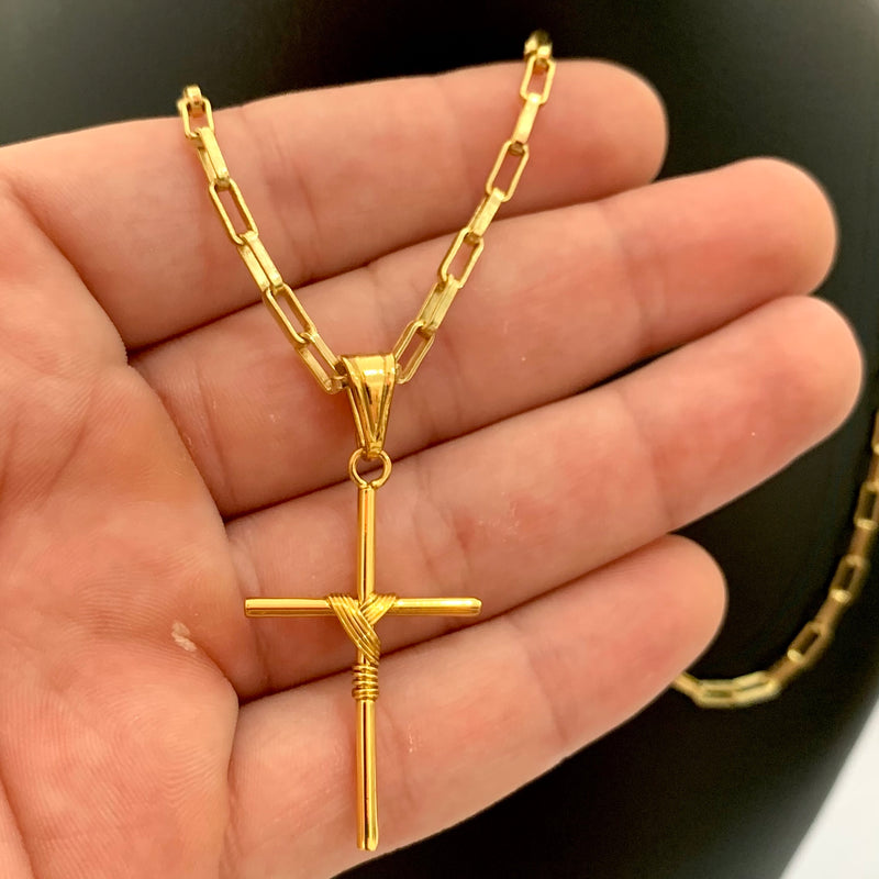 CORRENTE CADEADO LONG (4mm) + PINGENTE CRUZ ARAMADA (3,8cm)- BANHADO A OURO 18K