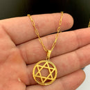 CORRENTE CADEADO FINO (1mm) + PINGENTE MEDALHA ESTRELA DE DAVI (2cm) - BANHADO A OURO 18K