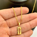 CORRENTE GRUMET (2mm) + PINGENTE MINI PLACA CRUZ VAZADA (1,8cm) - BANHADO A OURO 18K