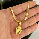 CORRENTE CADEADO FLAT (4mm) + PINGENTE FERRADURA (2cm) - BANHADO A OURO 18K