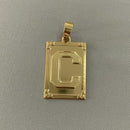 PINGENTE PLACA LETRA (2,7cm) - BANHADO A OURO 18K