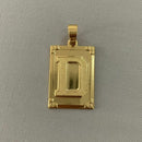 PINGENTE PLACA LETRA (2,7cm) - BANHADO A OURO 18K