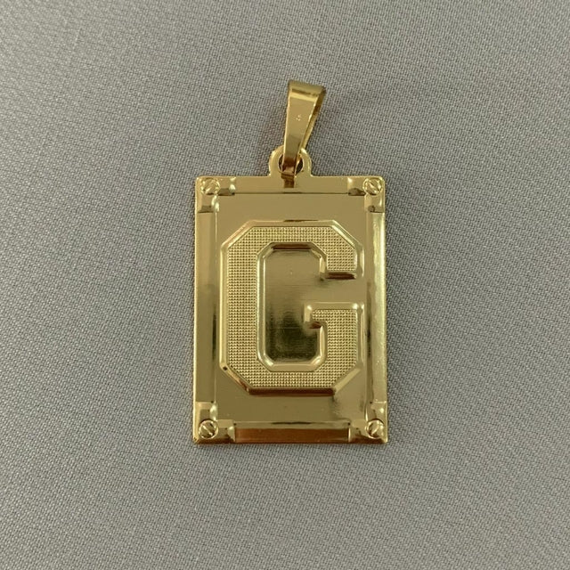 CORRENTE CADEADO (3mm) + PINGENTE PLACA LETRA (2,7cm) - BANHADO A OURO 18K
