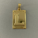 PINGENTE PLACA LETRA (2,7cm) - BANHADO A OURO 18K