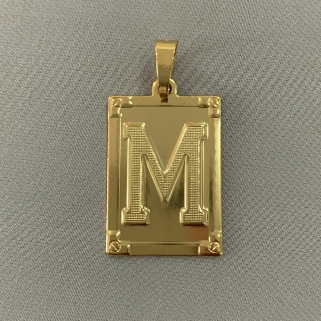 CORRENTE CADEADO (3mm) + PINGENTE PLACA LETRA (2,7cm) - BANHADO A OURO 18K