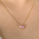 GARGANTILHA CORAÇÃO ROSA - BANHADO A OURO 18K